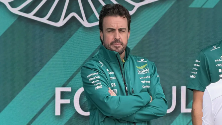 Hill on Alonso: “Er braucht kaum einen Race Engineer”