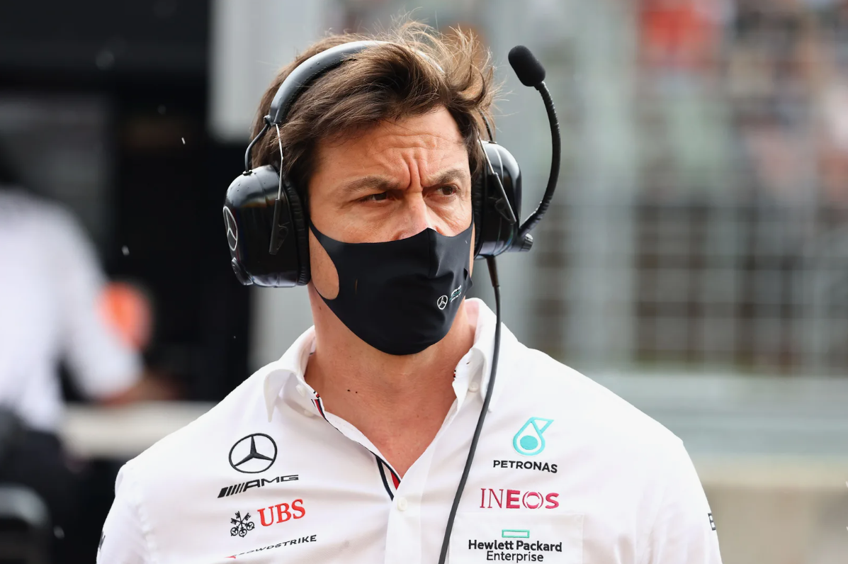 Toto Wolff พูดคุยถึงบทบาทในอนาคตของ Andrea Kimi Antonelli ในกลยุทธ์การพัฒนาทีม Mercedes Formula 1