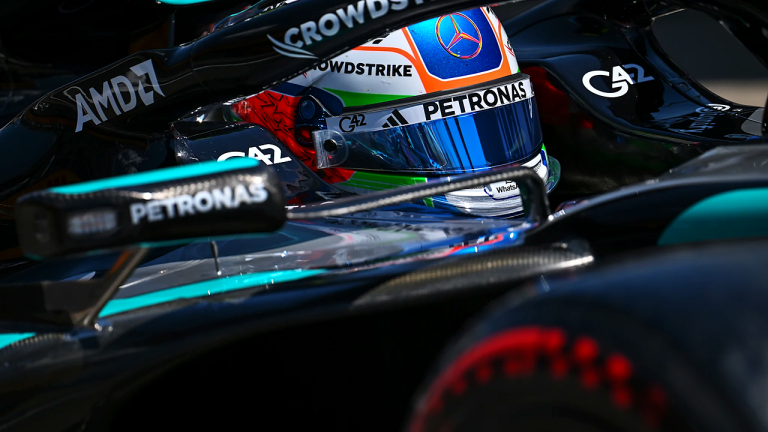 Antonelli Mercedes One-Two-ya liderlik edir, Avstriya FP1 isə bəyanatla başlayır