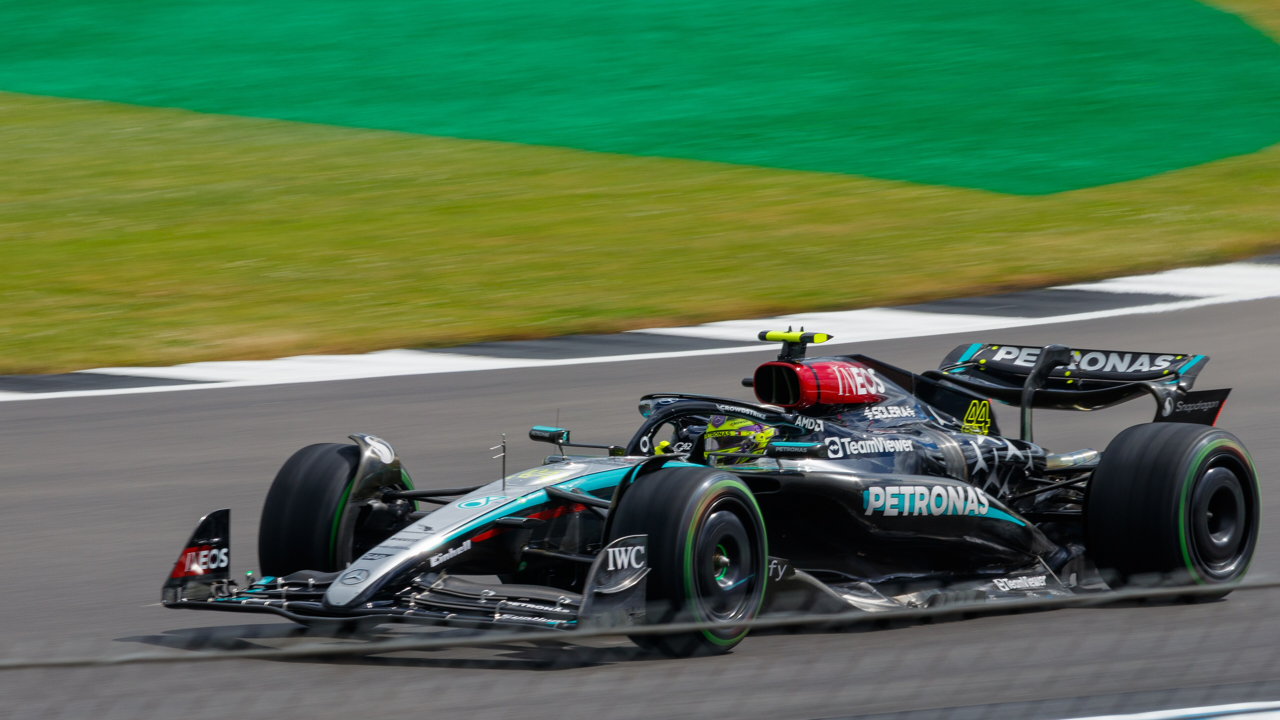 Mercedes Reliability Could Decide the Title After Two Battery Failures