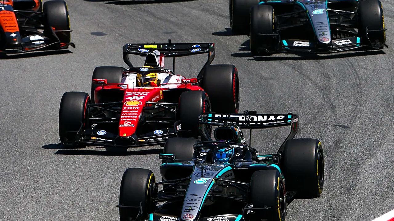 Rosberg Calls Hamilton’s First Ferrari Win a Legendary F1 Moment