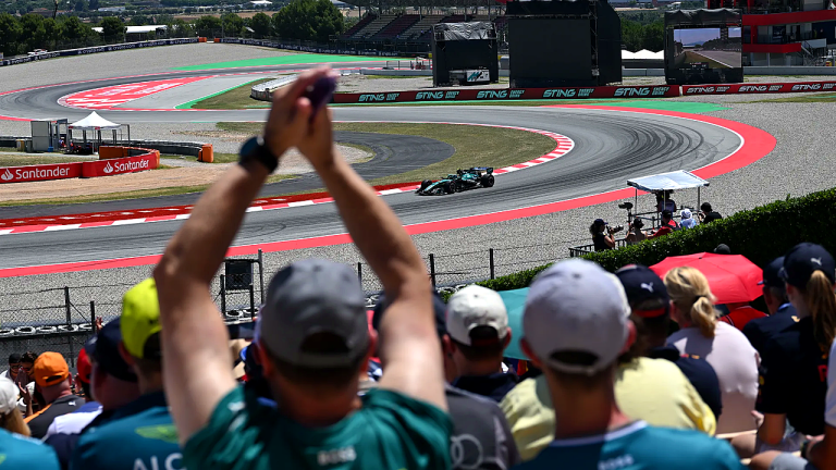 Russell ไปเร็วที่สุดใน Barcelona FP3 ขณะที่ Mercedes กําหนดโทนเสียง