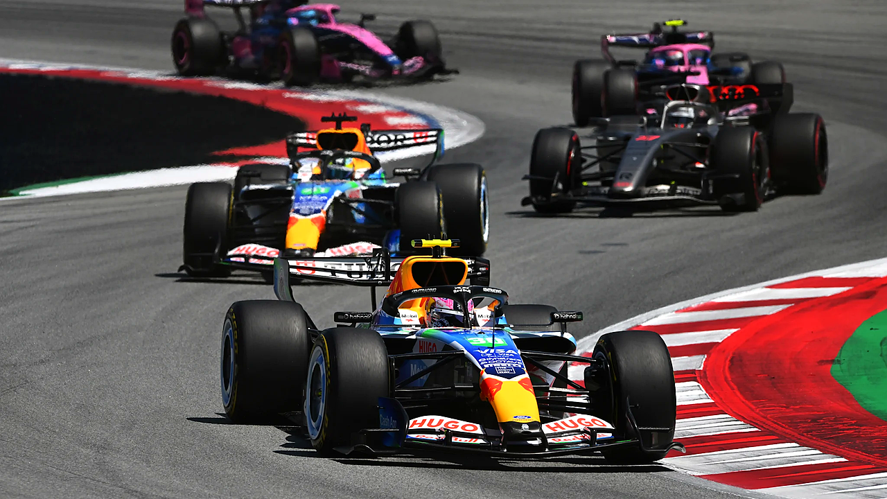Russell Warns Mercedes About Ferrari After Tough Barcelona Podium editorial image 3