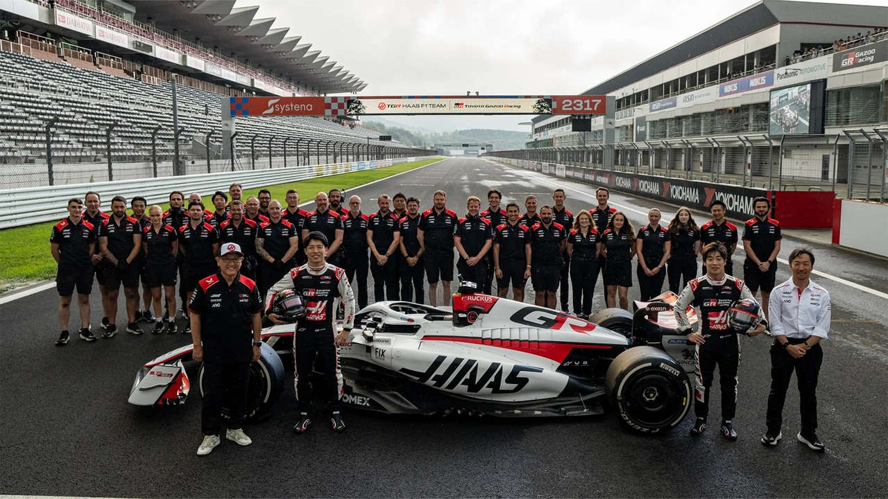 Haas dává Sho Tsuboi a Nirei Fukuzumi formuli 1 běžet ve Fuji