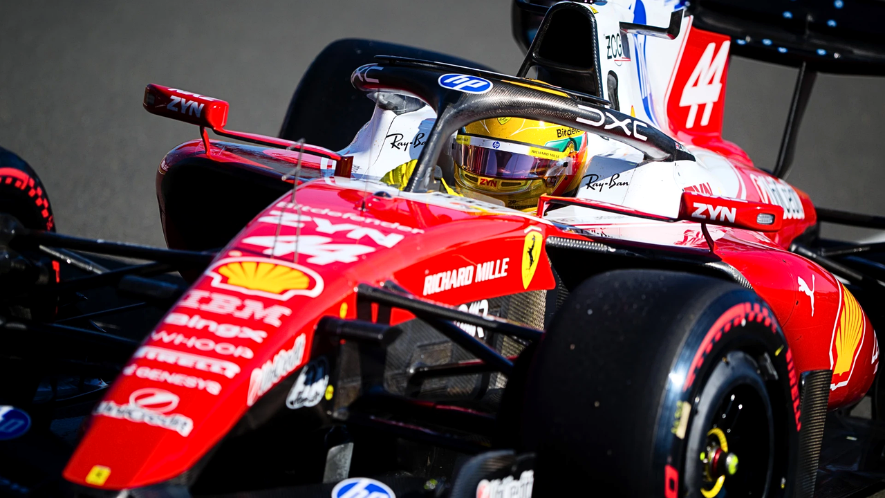 Hamilton's Silverstone Sprint Pole Turns Ferrari Hope Into a Saturday Test