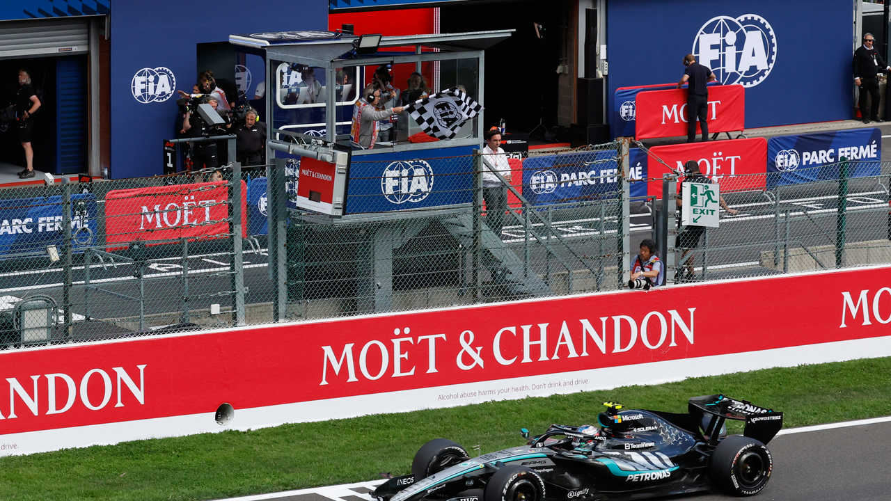 Kimi Antonelli conduce Mercedes-ul în timpul Marelui Premiu al Belgiei de la Spa