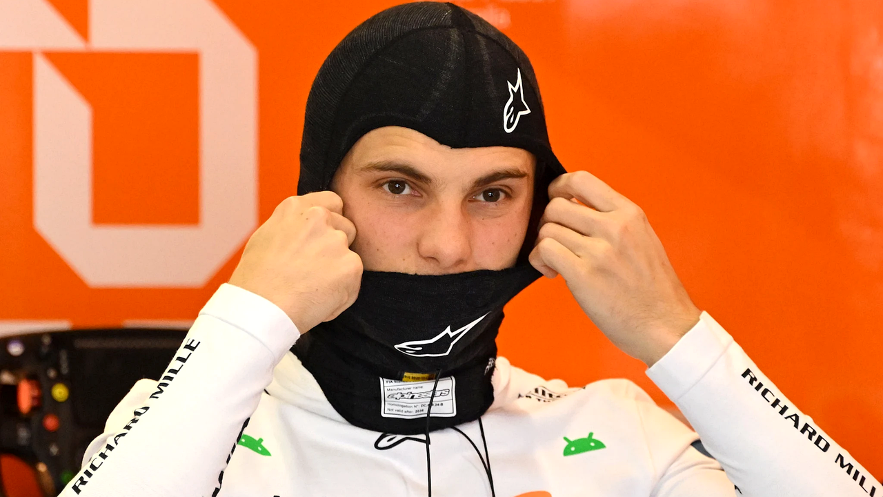 Norris' Damaged McLaren Leaves Silverstone With a Repair Job Before Qualifying