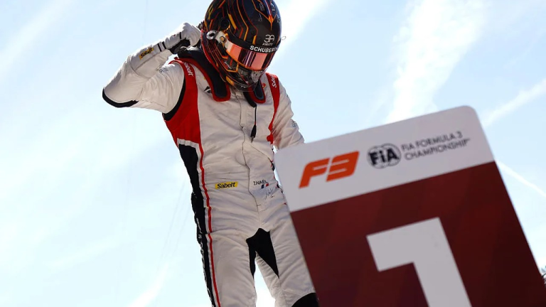 Teofil Nael Budapeşt Formula 3 Sprint yarışında altıncı yerdən start götürdü və qalib gəldi