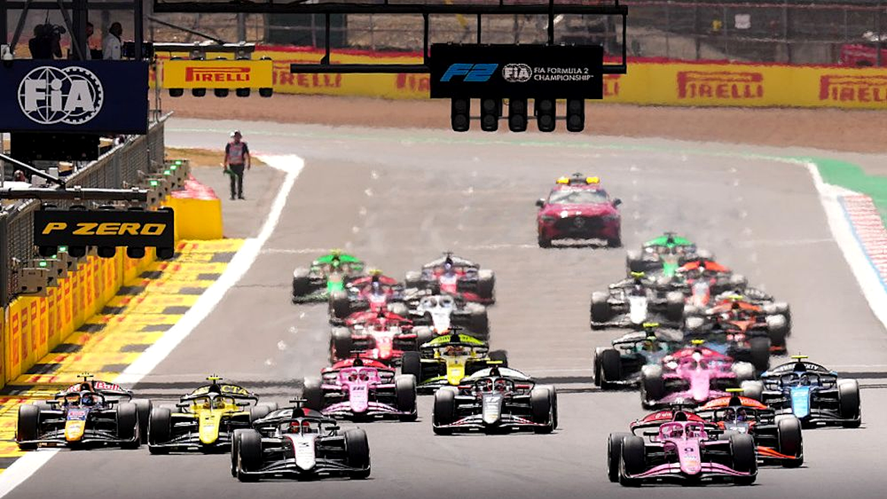 Tsolov utolsó körös előnye eldöntötte az F2 Silverstone Sprintet